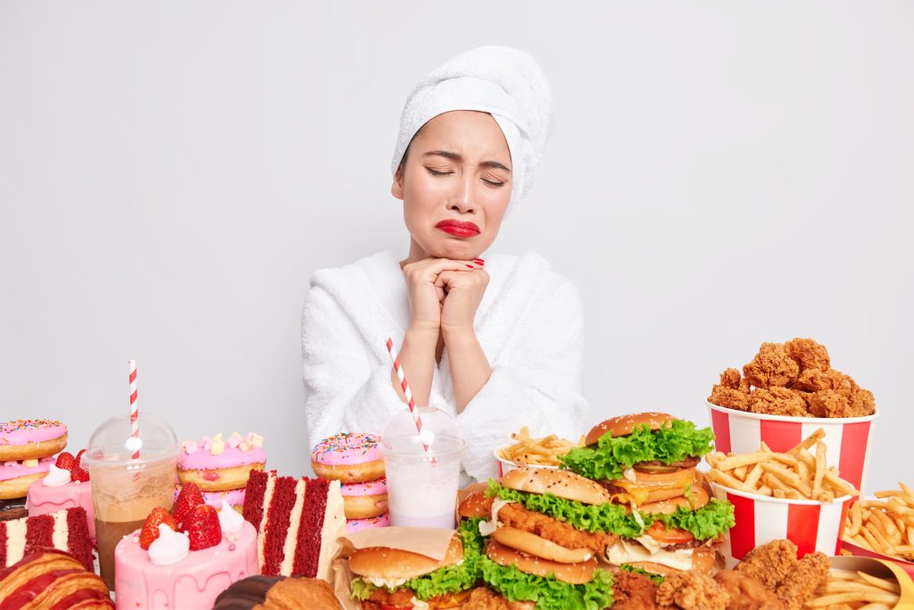 Aralıklı Oruç Diyeti (Intermittent Fasting) Nedir? Nasıl Yapılır? Gerçekten İşe Yarıyor mu?