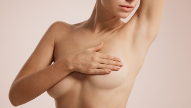 Göğüslerden Birinin Daha Büyük Olması (Asimetrik Göğüs) Neden Olur?